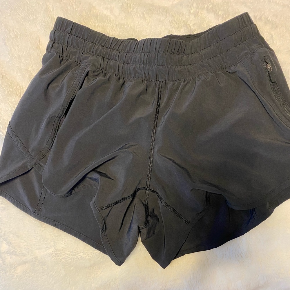 Lululemon black tracker shorts size 10